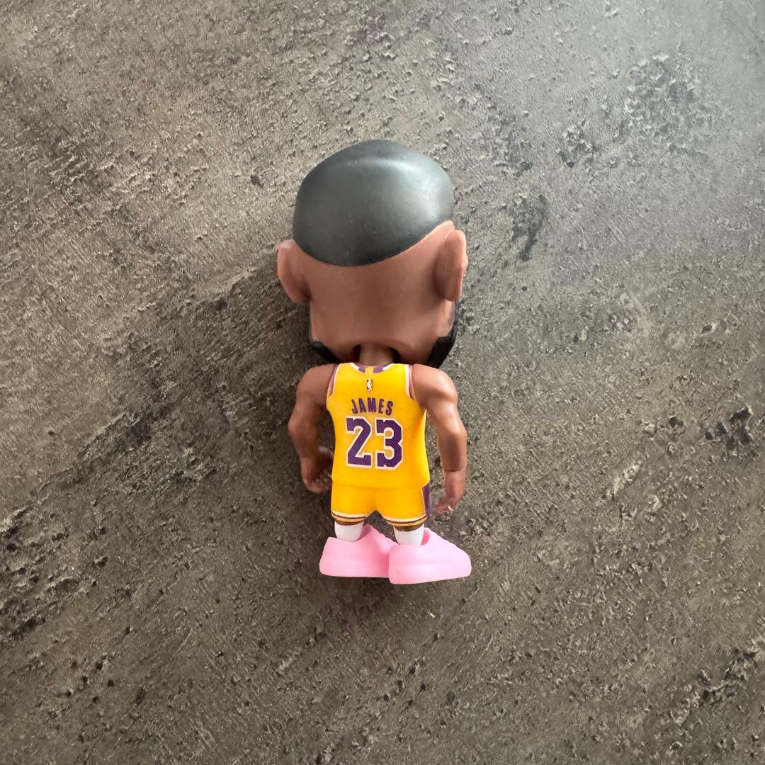 NBA Ballers LEBRON JAMES レブロン