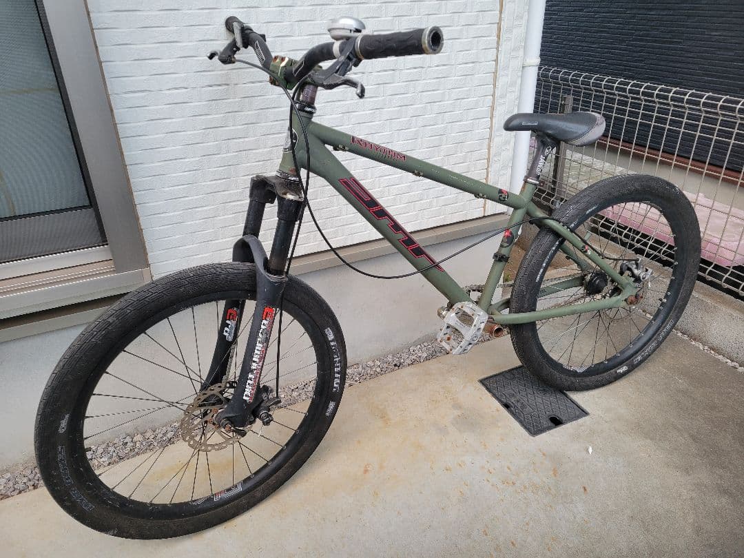 DMR マウンテンバイクオリーブグリーン修理必要箇所あり
