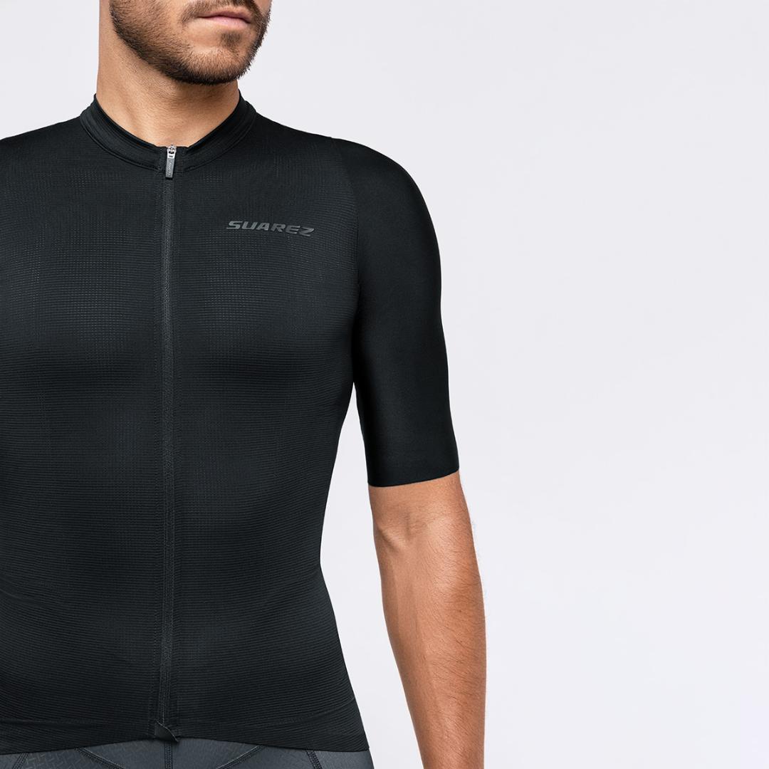 新品サイクルジャージ　SUAREZ　ブラック（M)