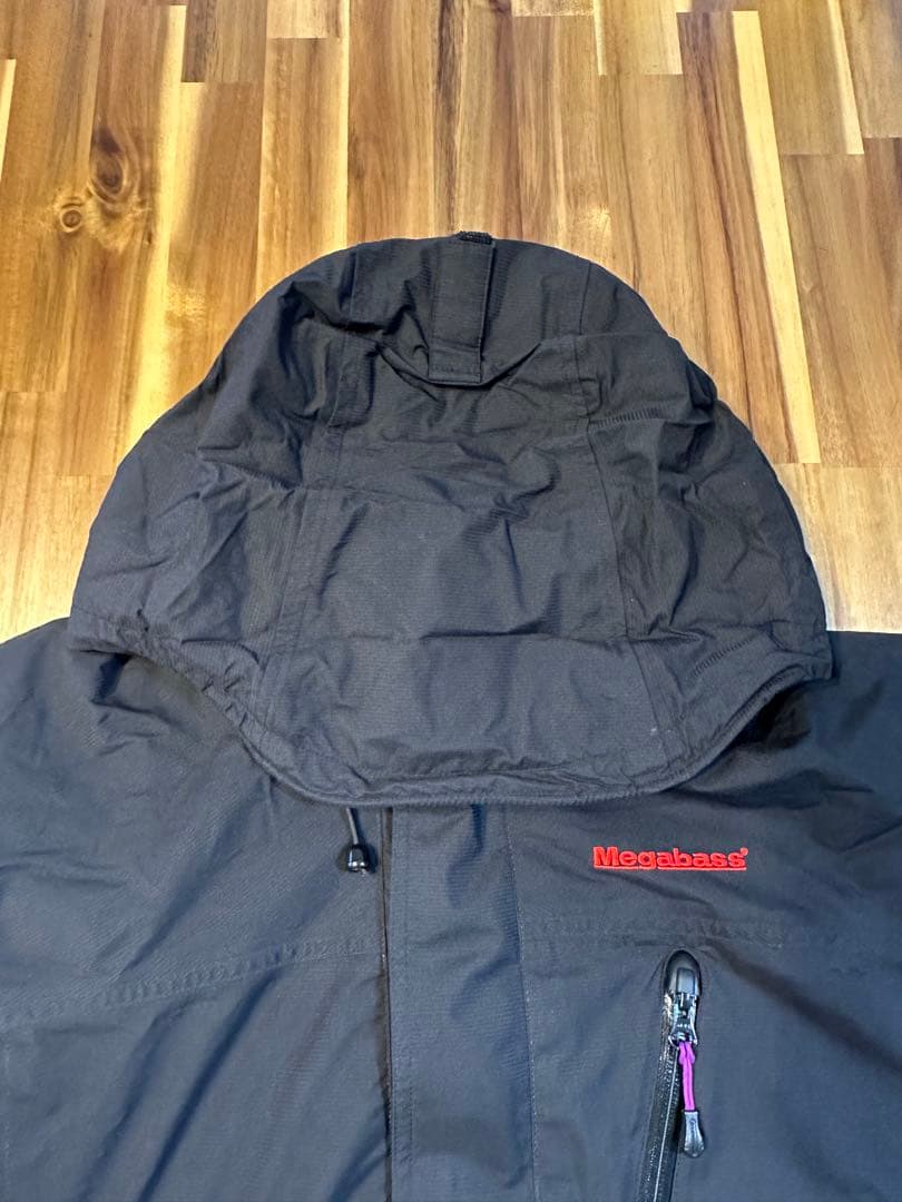 Megabassフィッシングウェア黒 ナイロンジャケット