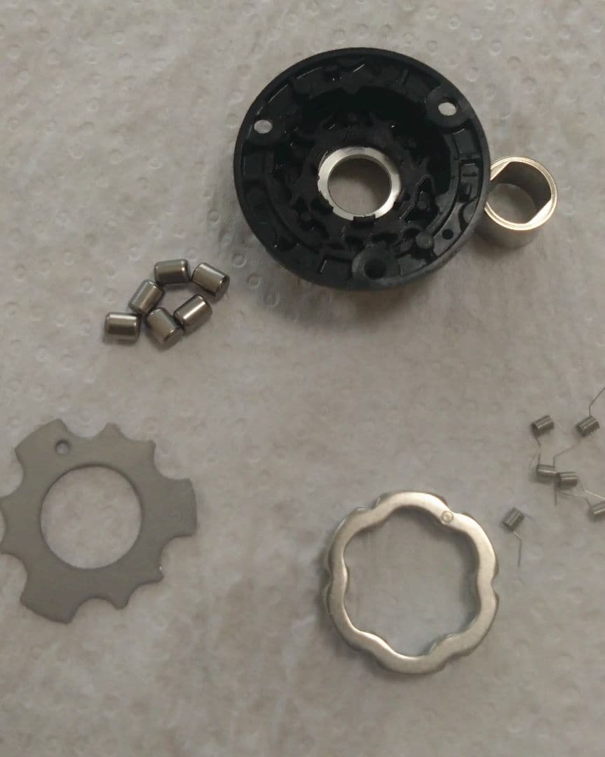 オデステラ部品