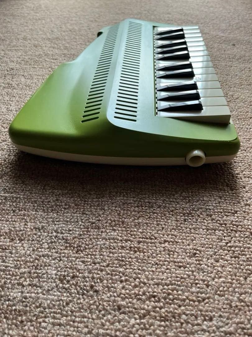 SUZUKI アンデス25F 緑色 鍵盤楽器