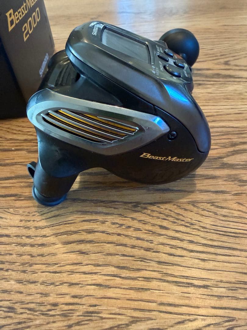 22ビーストマスター 2000 電動リール