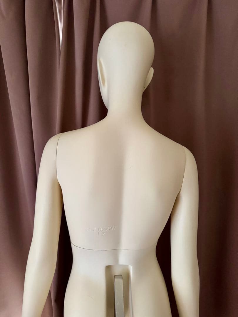 イオンモール名取まで取りに来れる方！全身タイプの女性形トルソー・マネキン人形