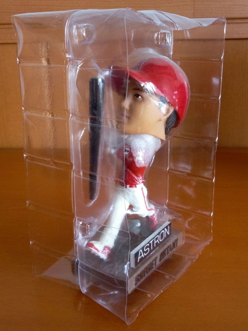 大谷翔平×SEIKO フィギュア エンジェルスの大谷くんとスーツの大谷くん