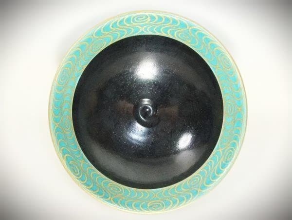 緑地金襴手波文 茶碗 平安「桐鳳」 手塚影雲 作 茶道具 抹茶茶碗 共布