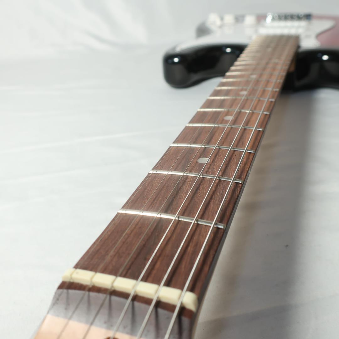 ほぼ未使用 Legend エレキギター ケース付 ストラトタイプ 2トーンレッド