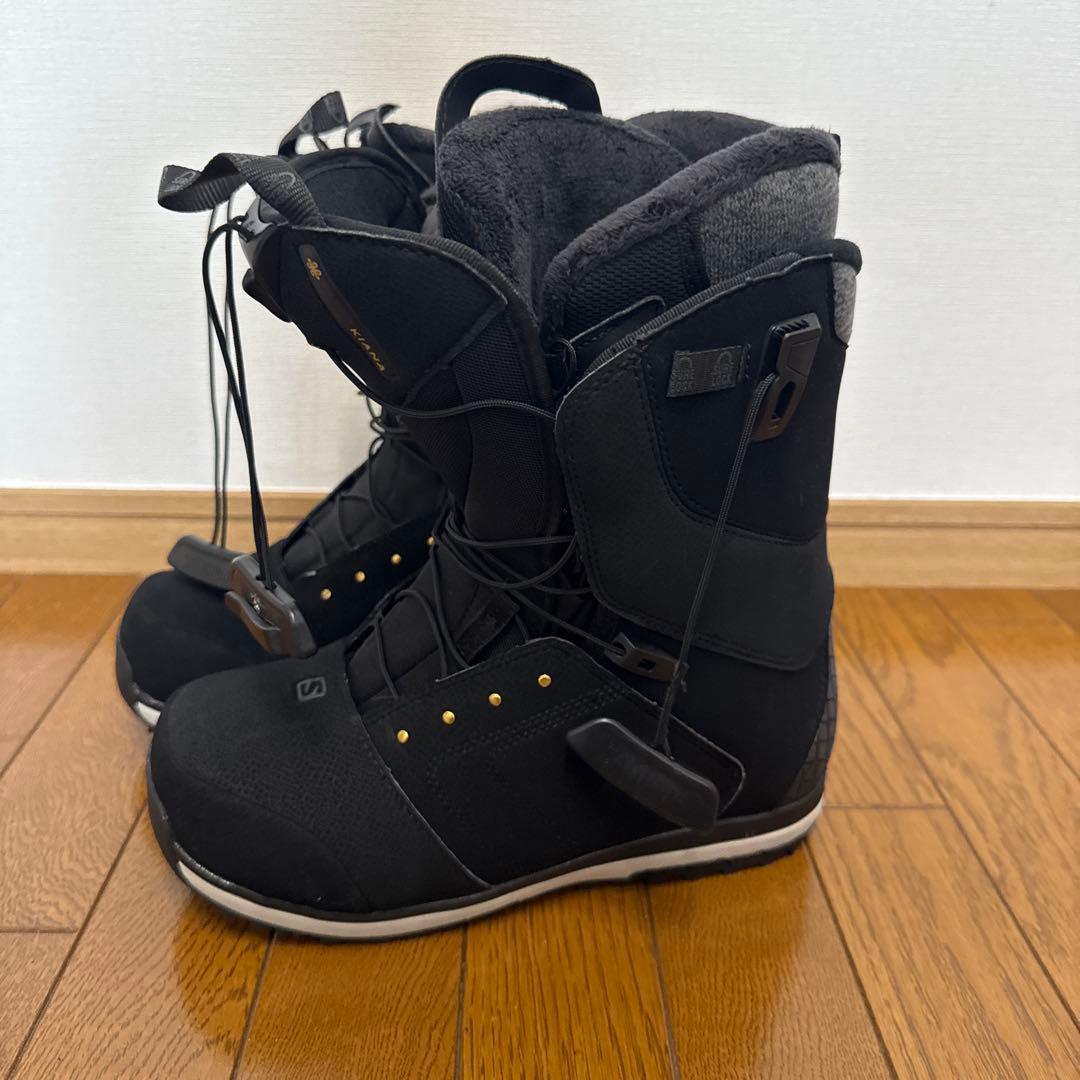 Salomon スノーボードブーツ ブラック&ブーツバッグ赤