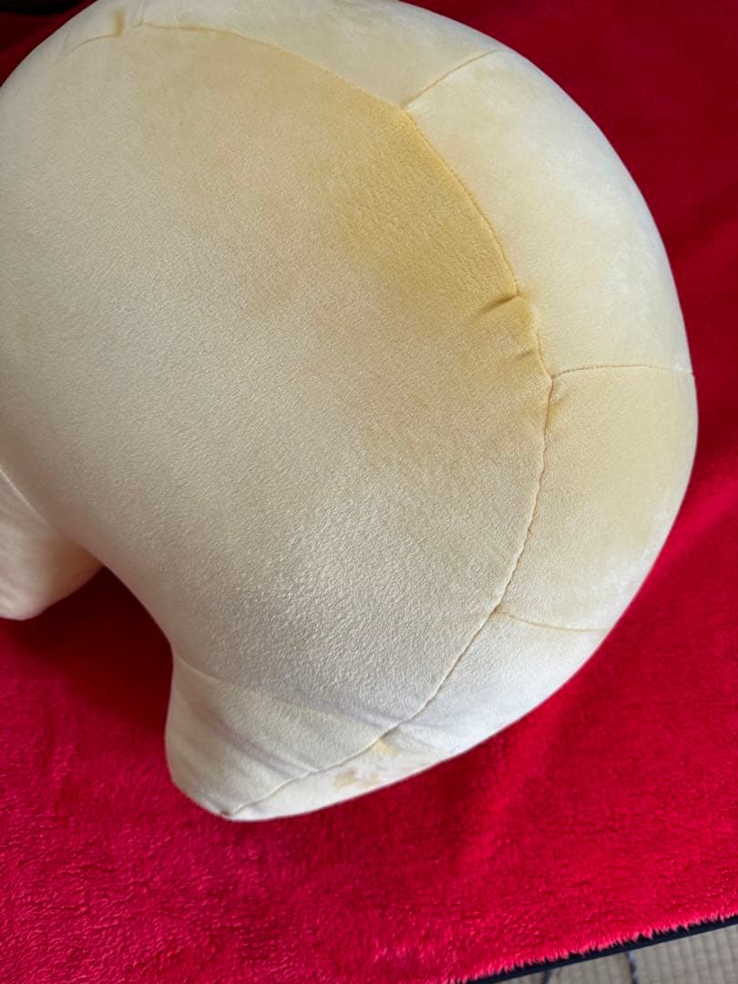 希少　タグ付き　くまのプーさん　おしり　もちもちクッション　タカラトミー