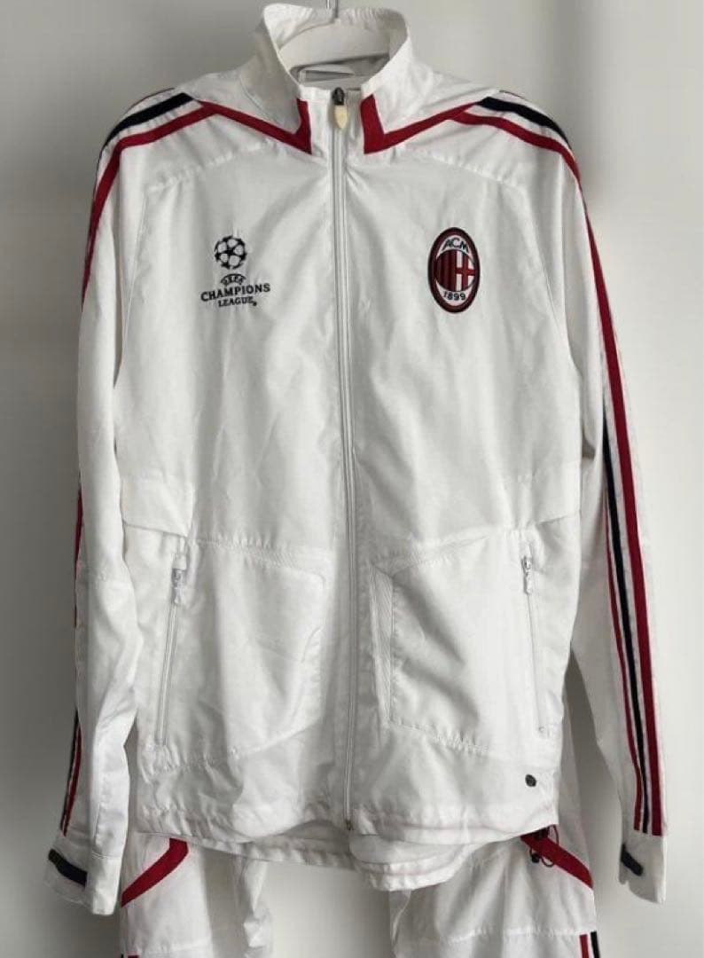 ACミラン チャンピオンズリーグ ジャケット＋ズボン　値下げ可能です！