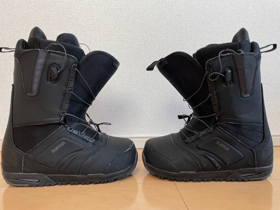 スノーボードブーツ 黒