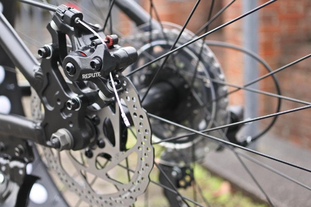 未使用ファットバイク26インチ×4.0☆21速ディスクブレーキファットバイク