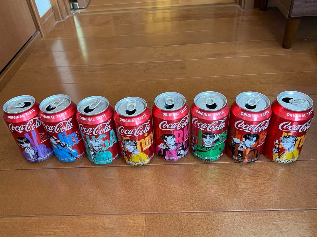 ⭐️BTS 防弾少年団　CD 写真集などなどまとめ売り　アミボム2本付き‼️⭐️