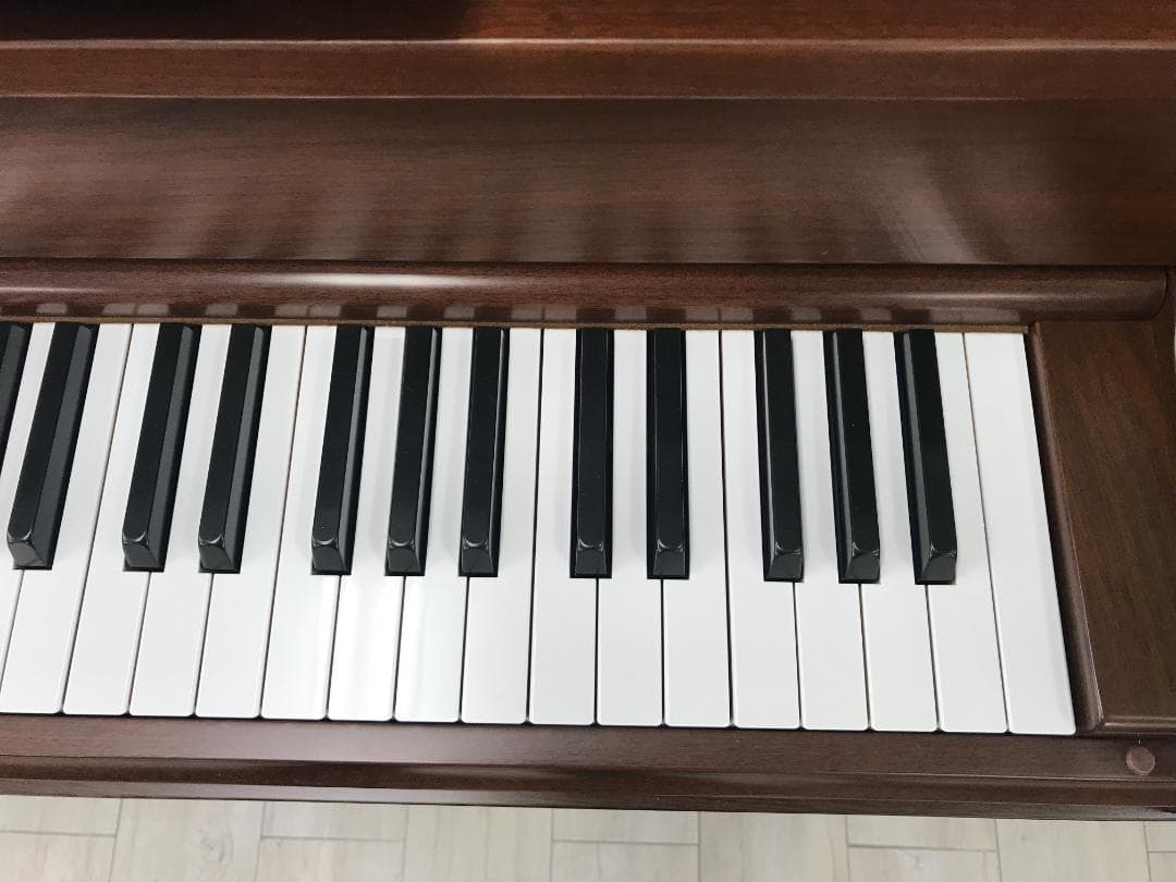 ★58971【アップライトピアノ】YAMAHA　YU5Wn 消音ユニット付き