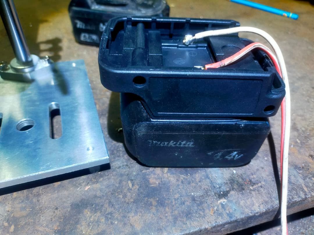 ミニボール盤　マキタバッテリー用アダプター付