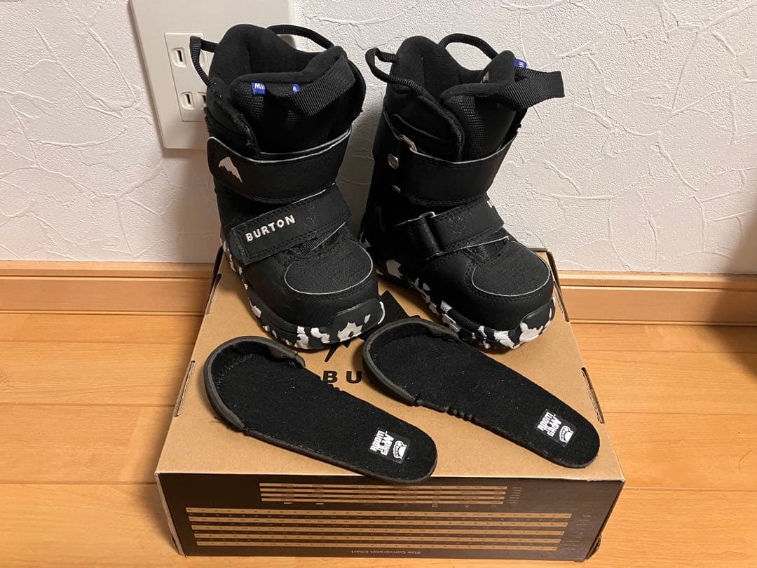 ［美品］BURTON MINI GROMミニグロムスノーボードブーツ14.5cm