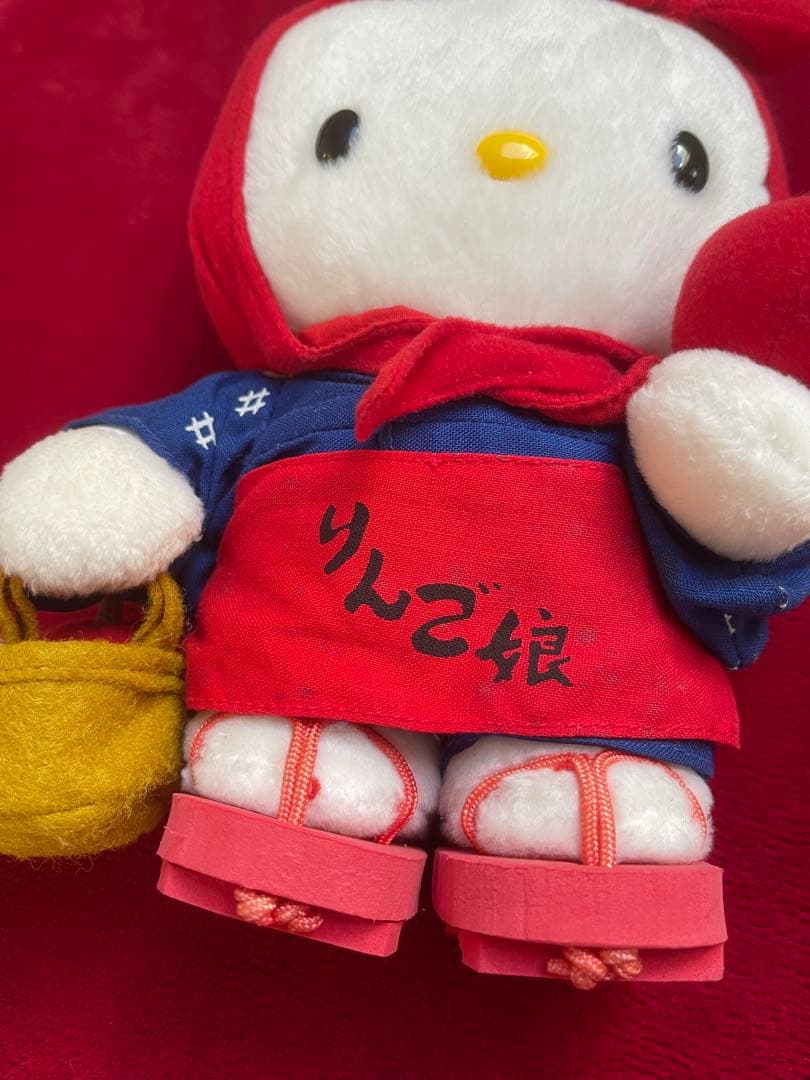 希少 ご当地キティ みちのくキティ物語 青森 りんご娘 ぬいぐるみ