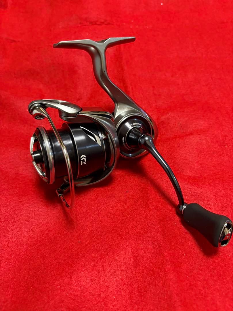 Daiwa 25カルディア　LT2500S スピニングリール