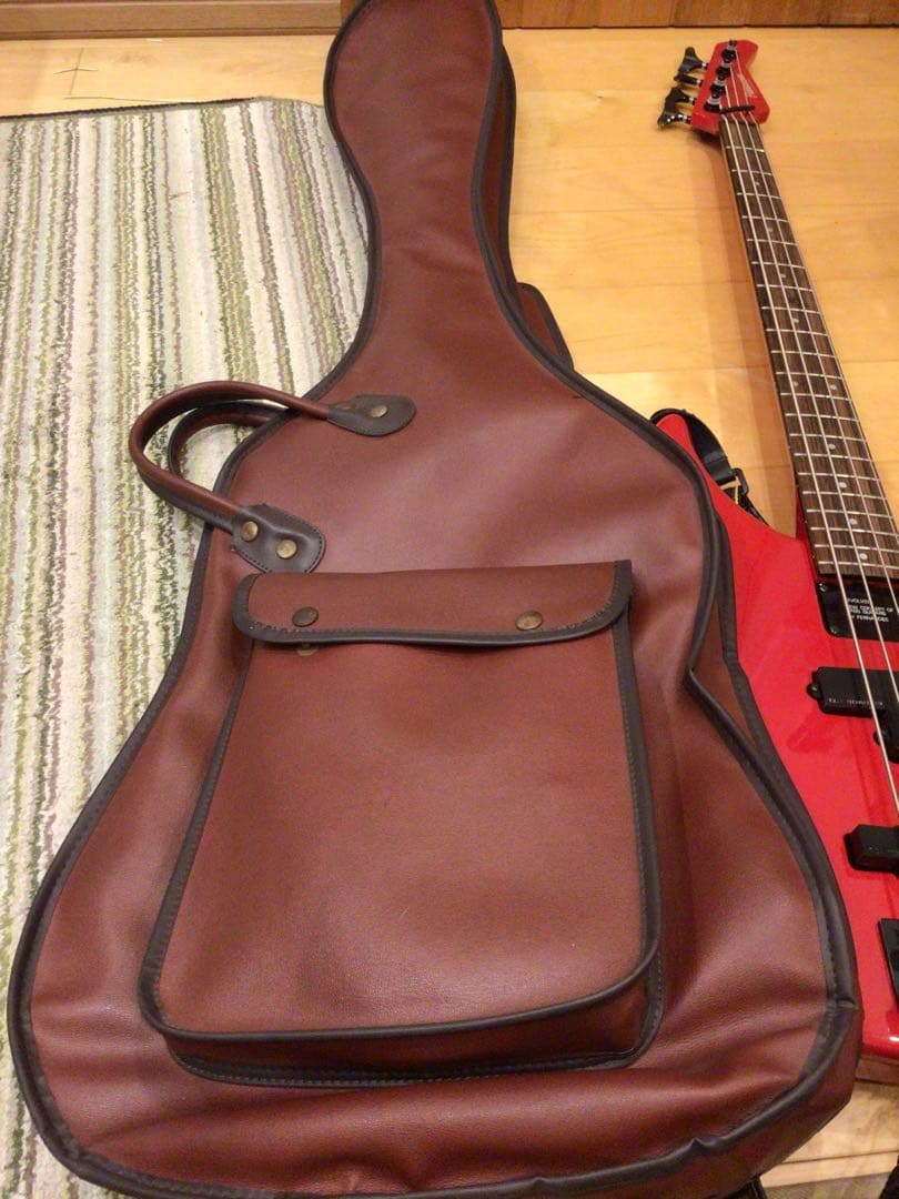 エレキベース　Fernandes FRB-65