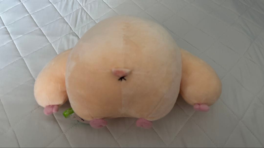 ムキムキのハムちゃん BIGぬいぐるみ