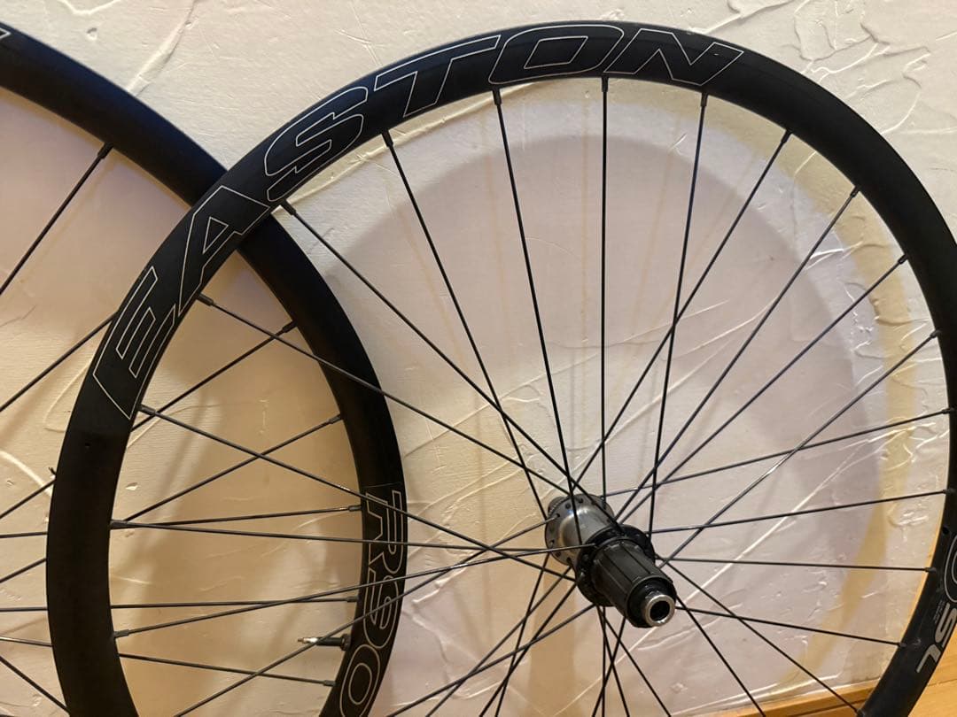 EASTON R90 SL DISC TL-Ready(チューブレスレディ)