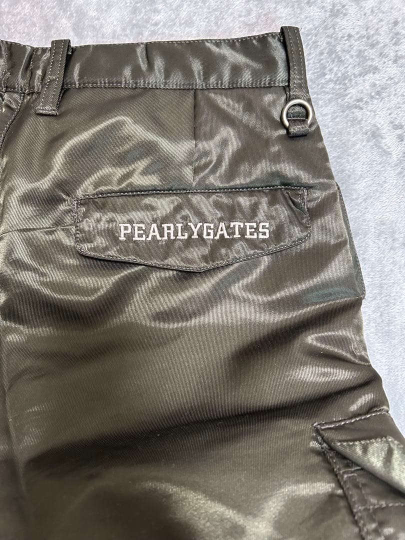 PEARLY GATES 　ナイロンパンツ(カーキ）