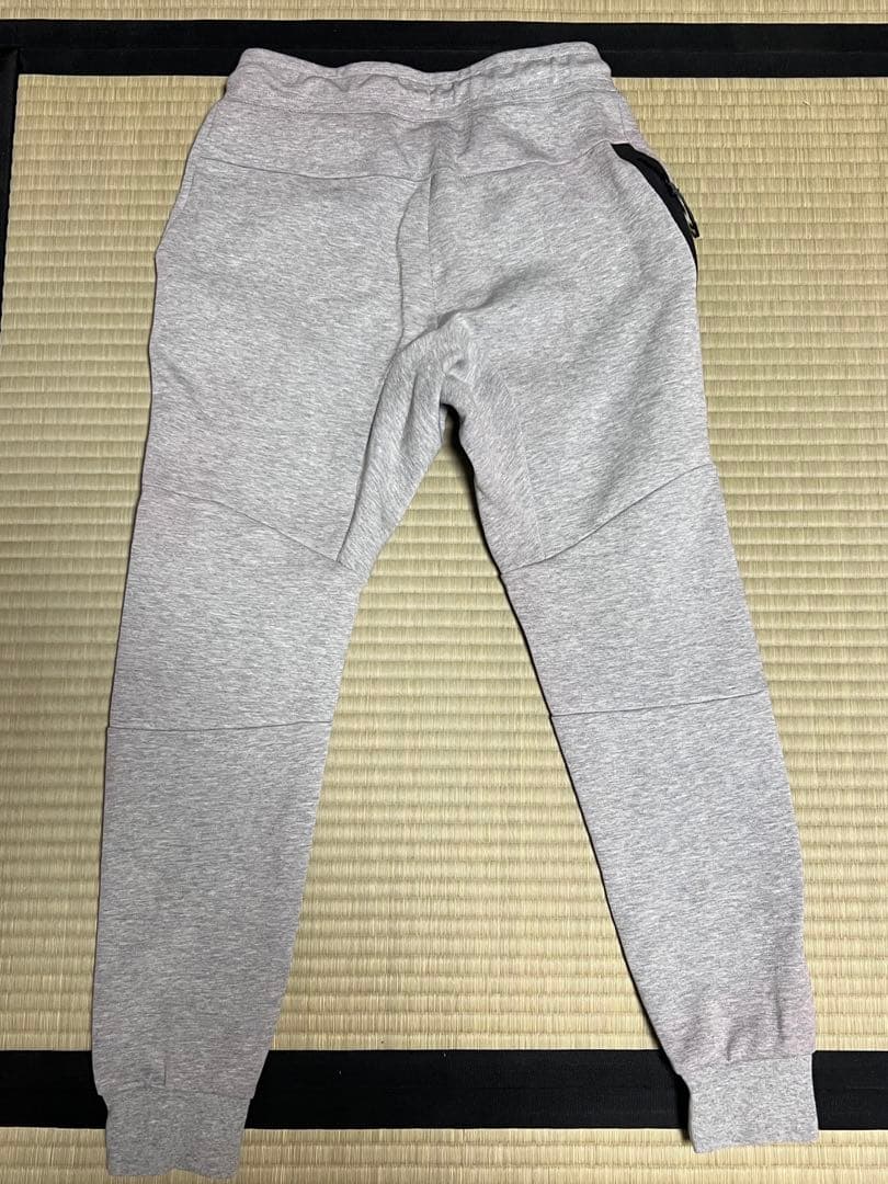 大人気モデル Nike テック　パーカー　パンツ　セット　L