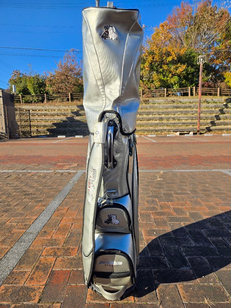 Black&White　ブラック&ホワイト　9型エナメルキャディバッグ　刺繍