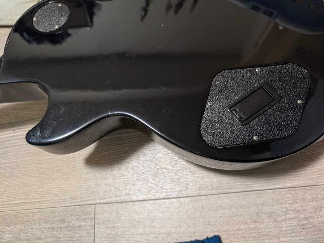 国内外希少品　ギブソン　レスポール　クラシック　ターコイズブルー