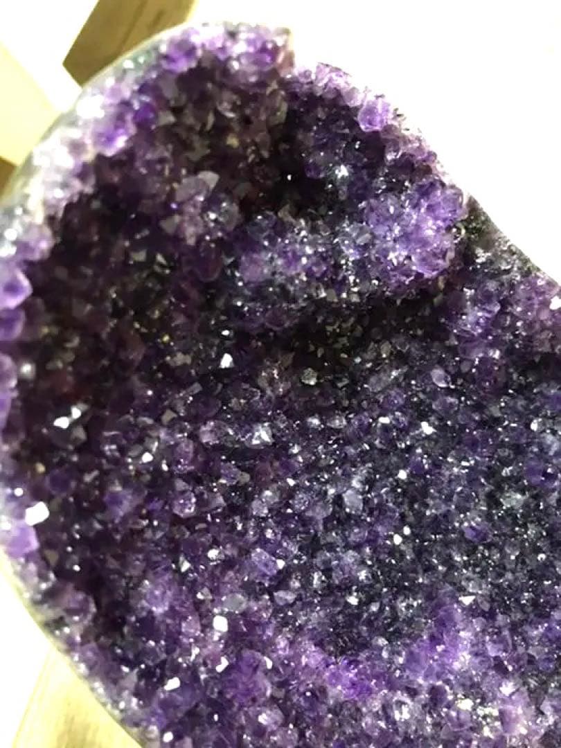 ウルグアイ産アメジスト(台座付き)