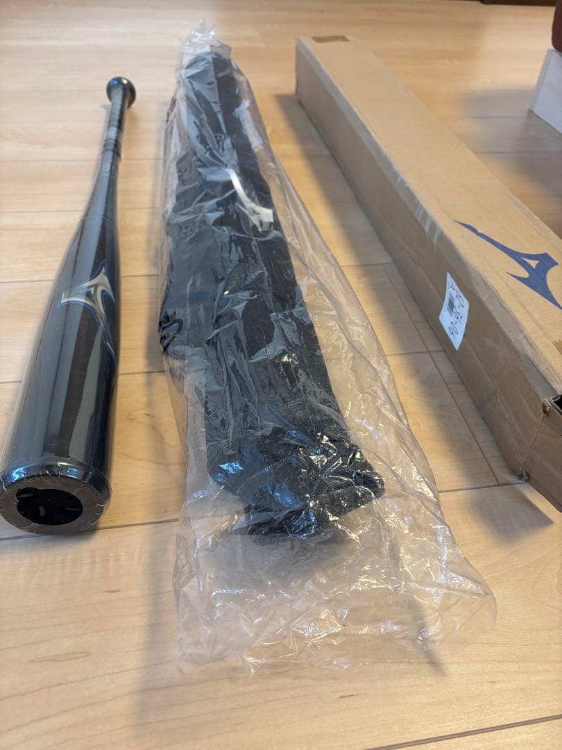 新品未使用！ビヨンド　レガシー　バット 83cm/710g ミズノ