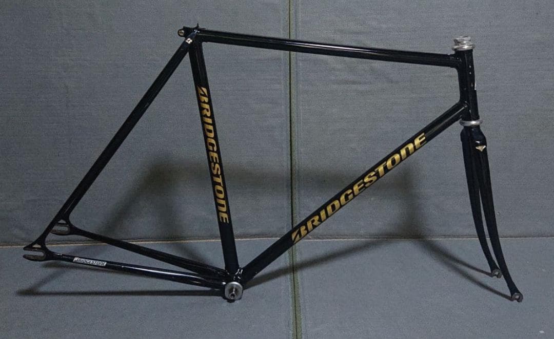 送料込み　BRIDGESTONE ピスト フレーム ブラック njs 競輪