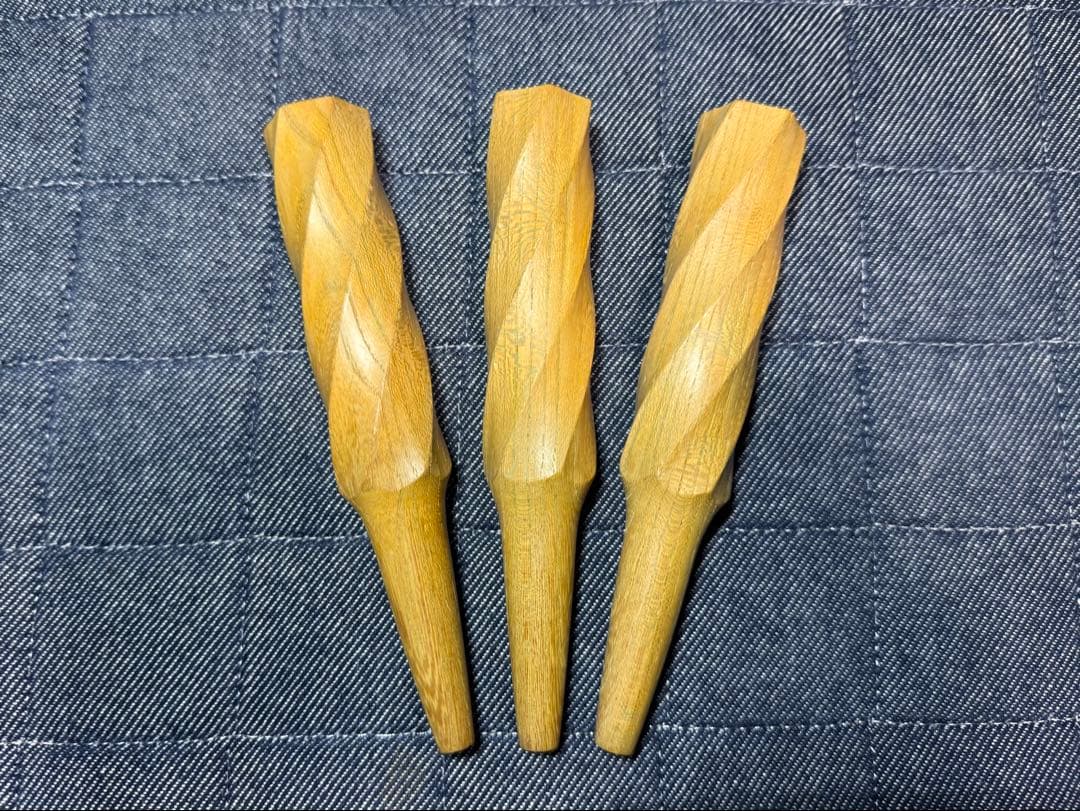 【特注】津軽三味線 糸巻き 本欅無垢一本造 （青森県産材） 糸巻