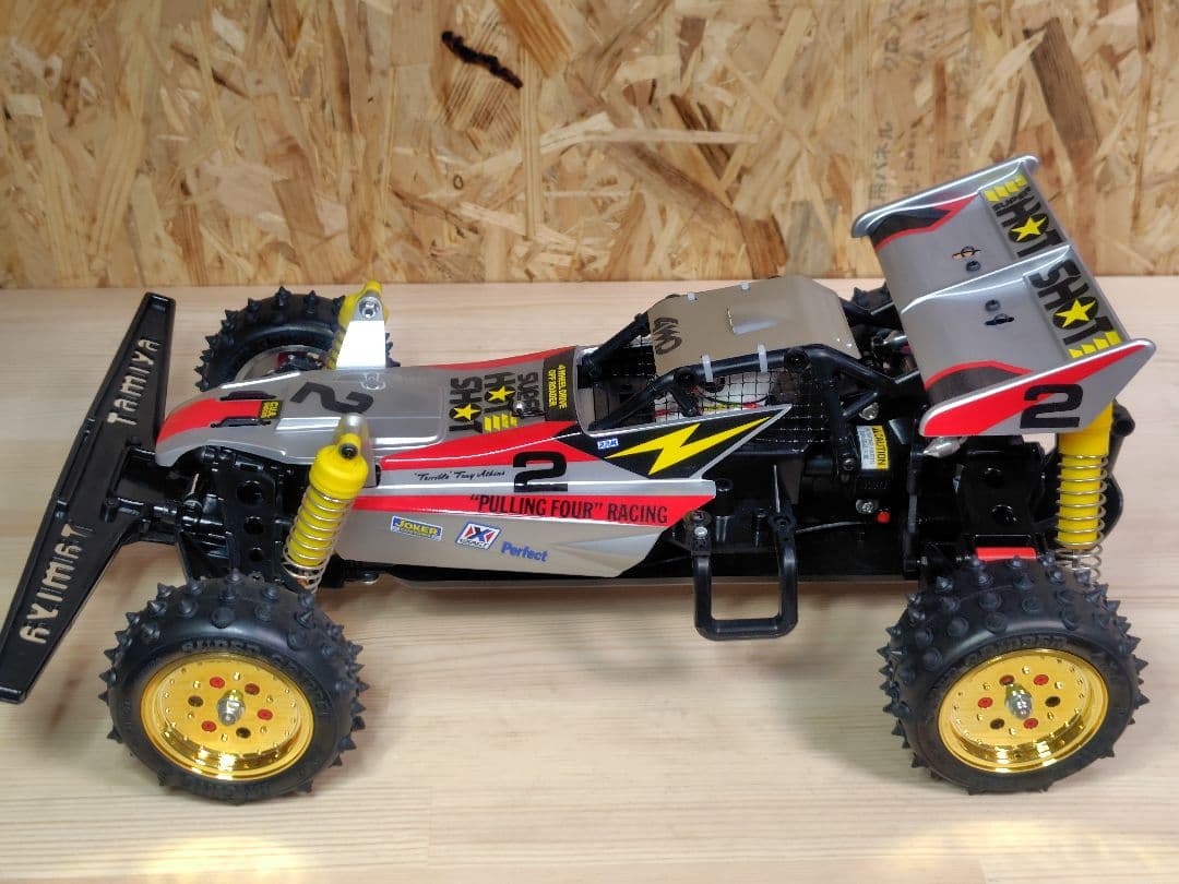 タミヤ スーパーホットショット 未走行 ボディー、ドライバー塗装済