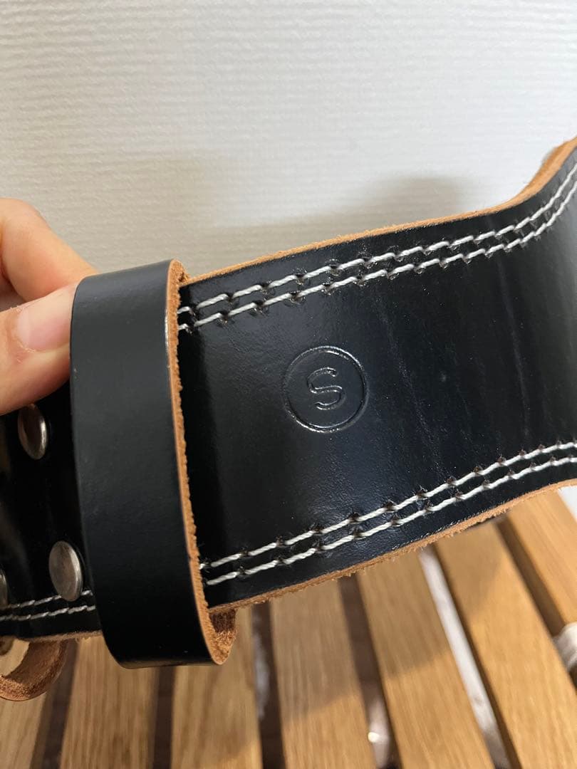 きゃりーあうと様GOLD'S GYM ゴールドジム　EXレザーパワーベルト S