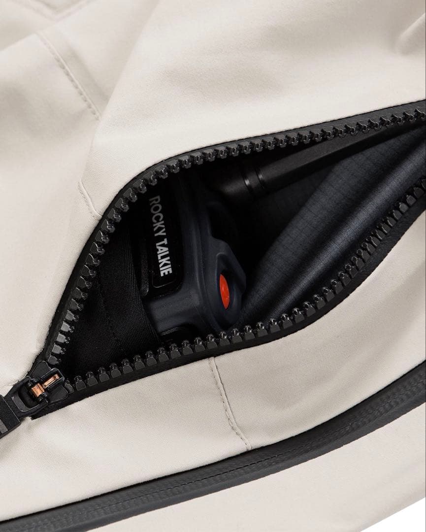 【新品未使用】ボルコム ガイドゴアテックス　パンツ　Lサイズ