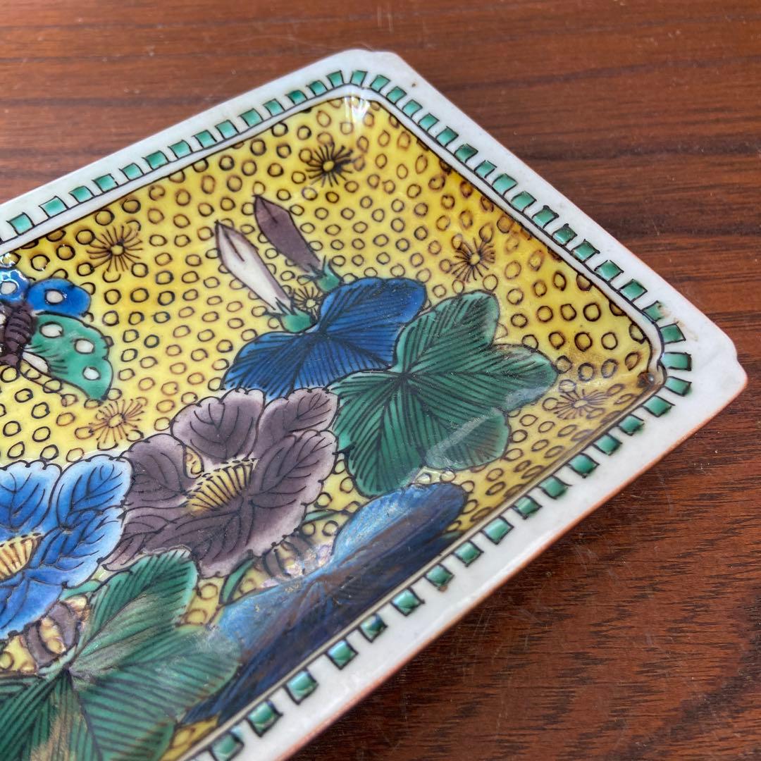 青手古九谷花に蝶の図四方皿