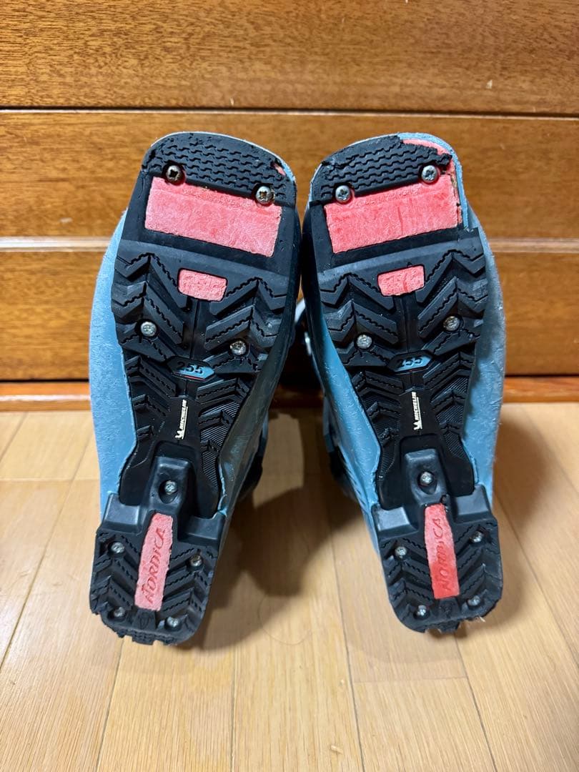 ★NORDICA最新スキーブーツ★UNLIMITED 130LT★