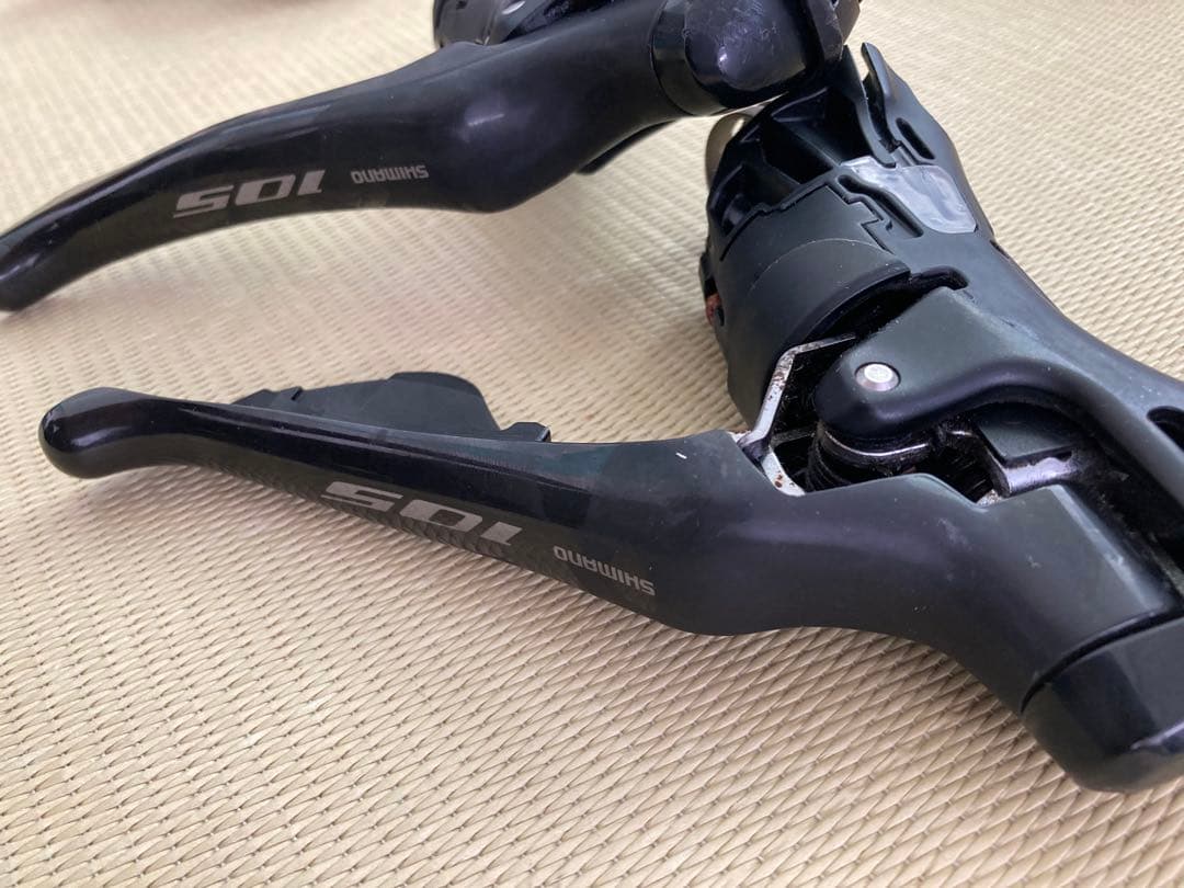 シマノ　105 ST-R7000 11速　機械式