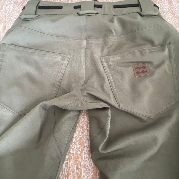 最終値下げ！BILLABONG  ビラボン　スノーボードウェア　レディース　S