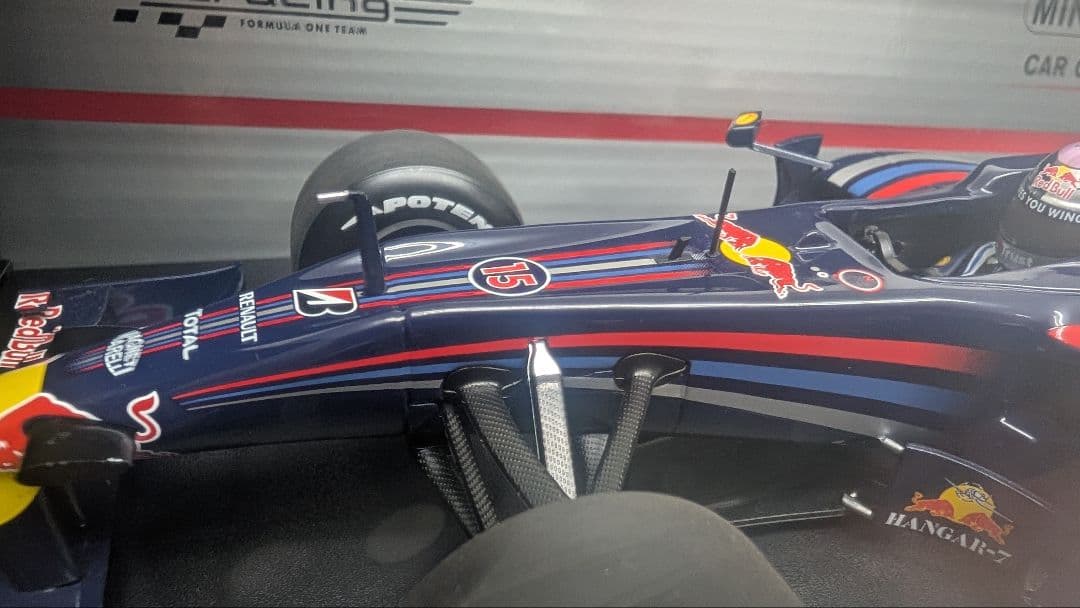 【新品未開封】MINICHAMPS レッドブル F1 1/18 RB5