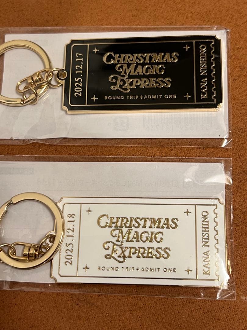 西野カナ　コンサート　ライブ　グッズ　チケット　キーホルダー 12.17 18