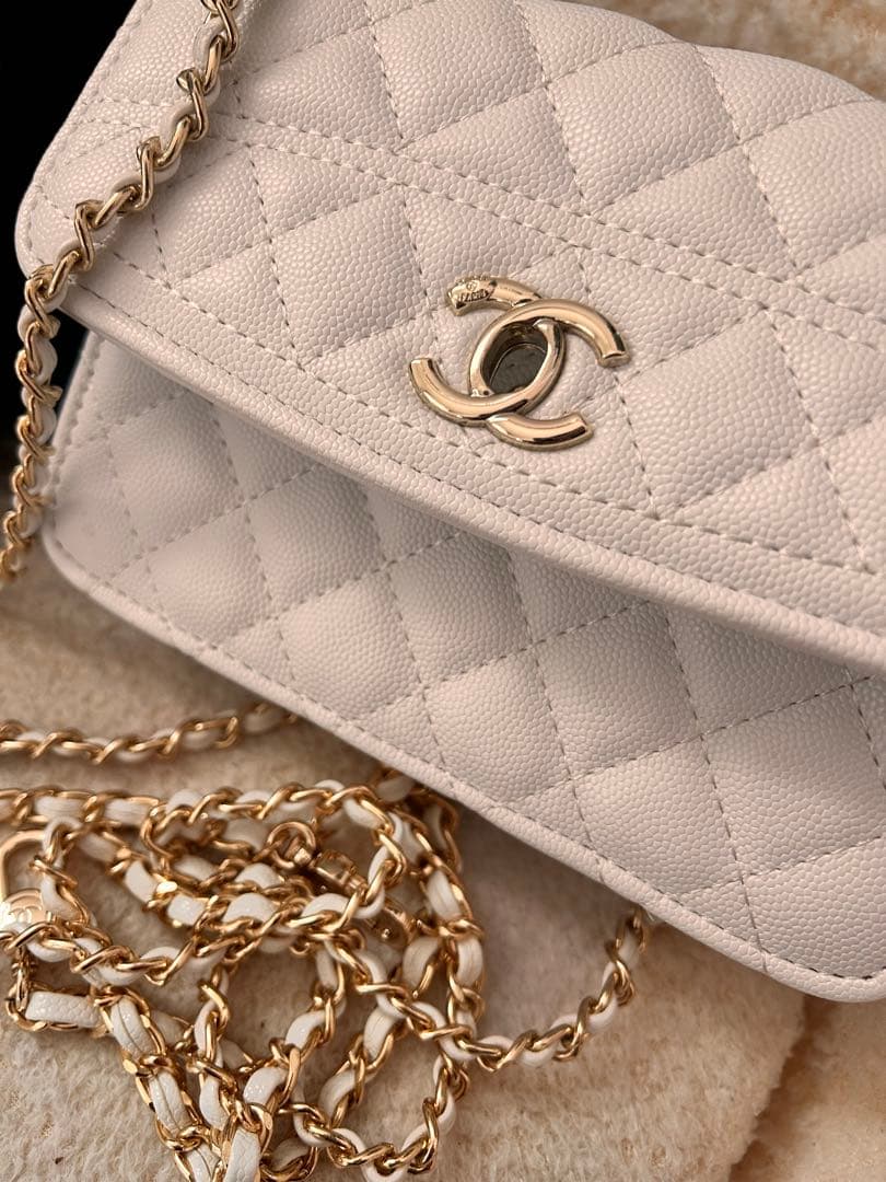 新品未使用✴︎CHANEL ノベルティ　白　ホワイト 3way キャビアスキン
