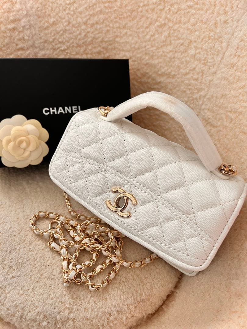 新品未使用✴︎CHANEL ノベルティ　白　ホワイト 3way キャビアスキン