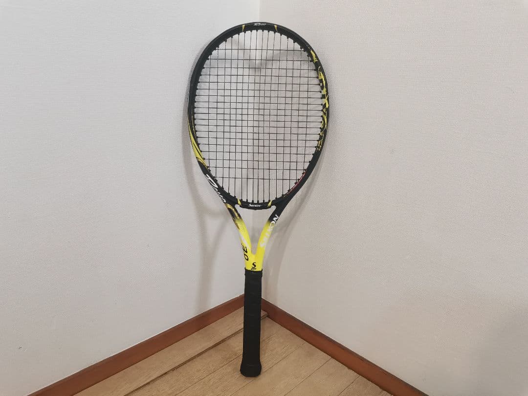 テニスラケット ２本まとめて バボラ 2013年 スリクソン Revo 3.0