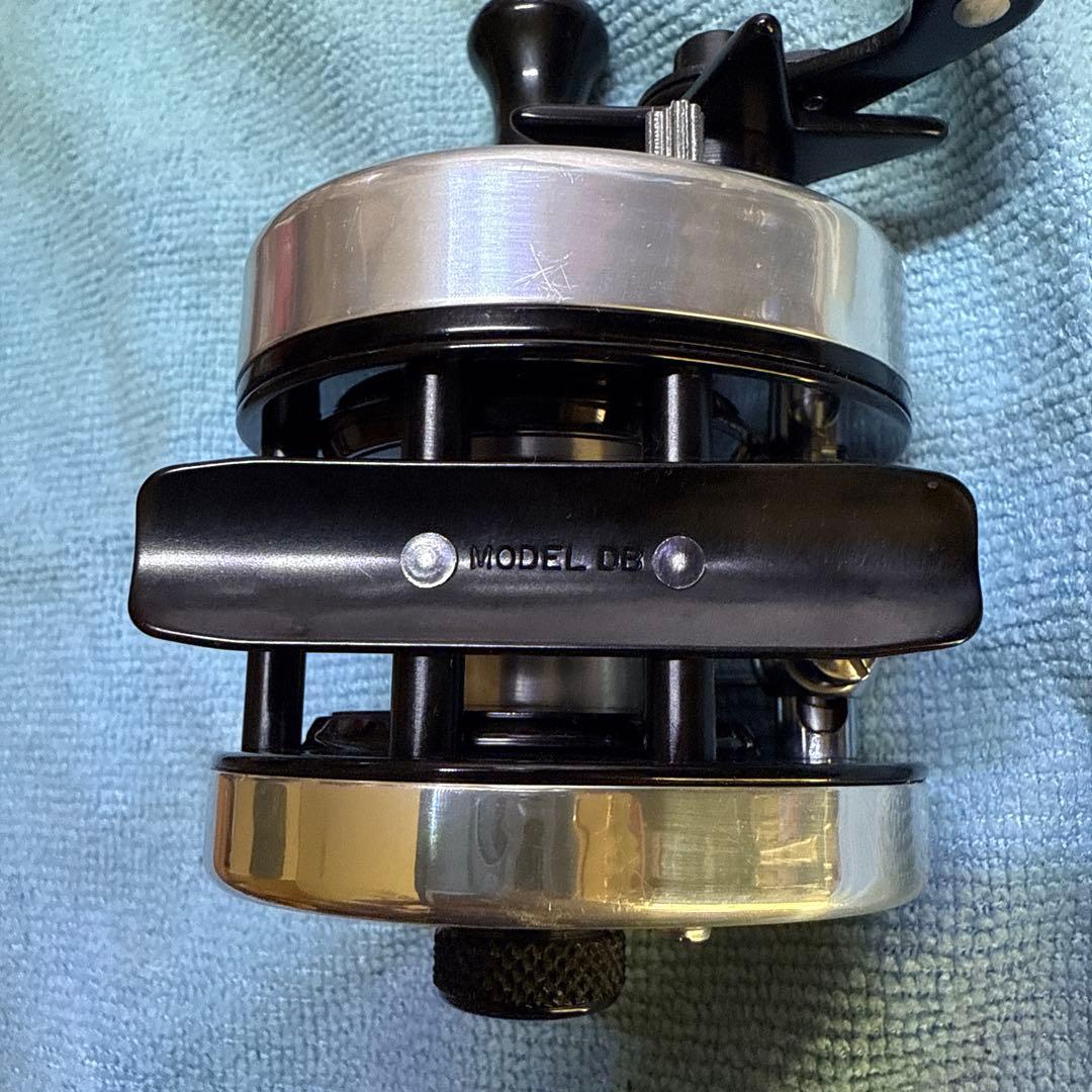 PFLUEGER フルーガー2600