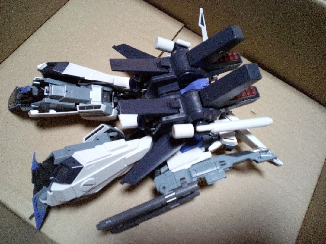 ガンプラ完成品 1/100 MG FAZZ ver.ka