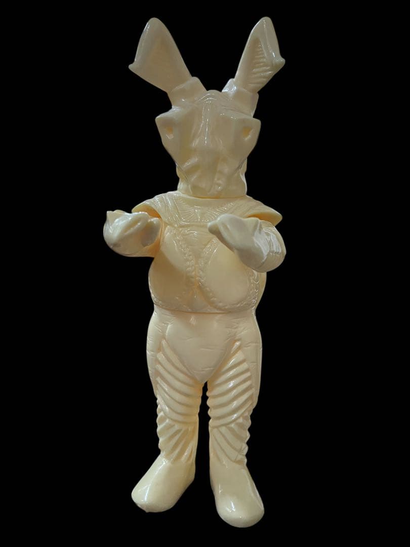 ウルトラマンシリーズ 宇宙恐竜ゼットン・ソフビ 成型色 クリーム色