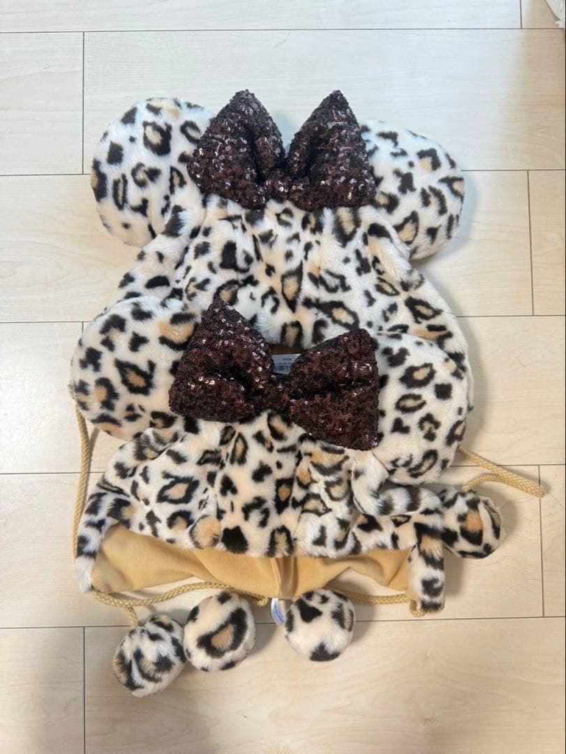 ディズニーヒョウ柄ペアファンキャップ