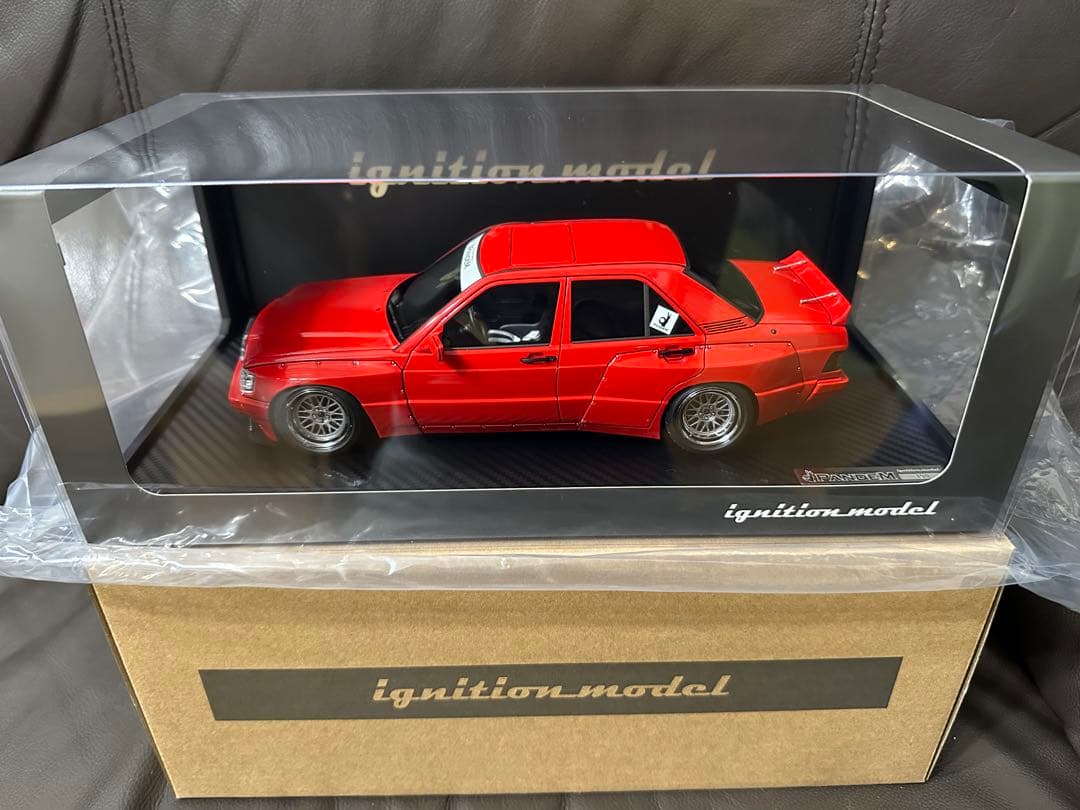 1/18 イグニッションモデル PANDEM メルセデス ベンツ 190 E 赤